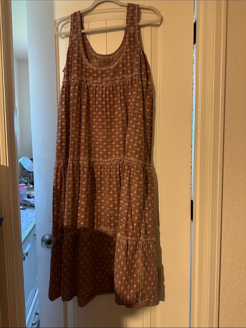 Sleeveless Tiered Maxi Dress in Dusty Mauve with Polka Dot Print - Picture 2 of 2